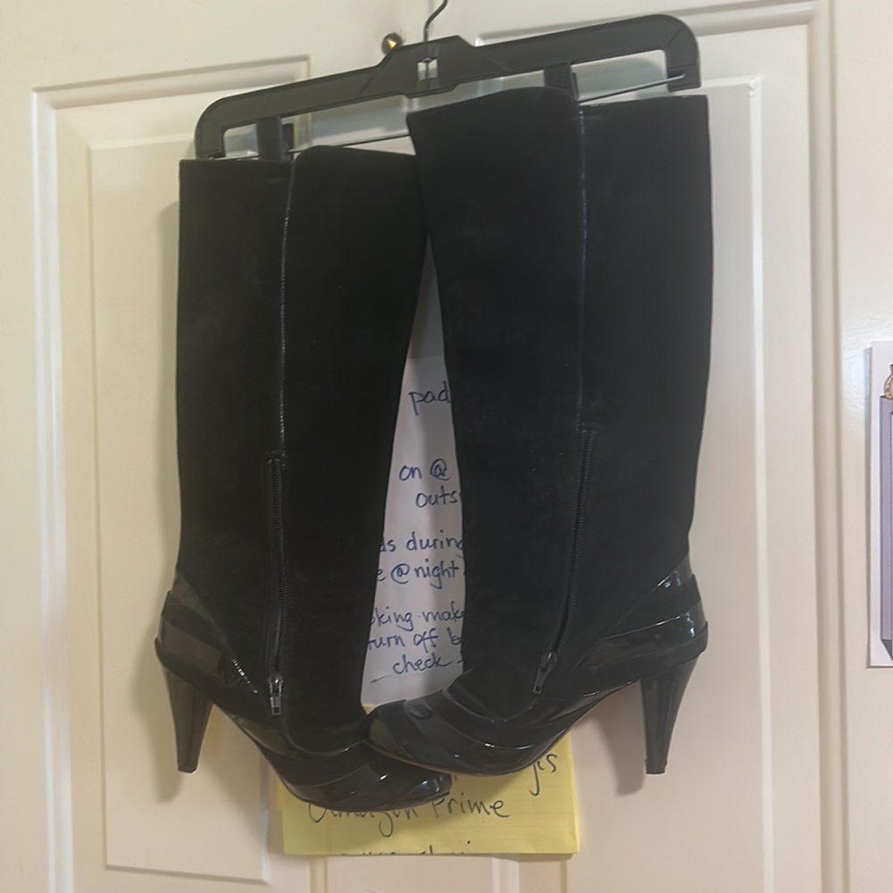 Vero Couio black suede boots size 36